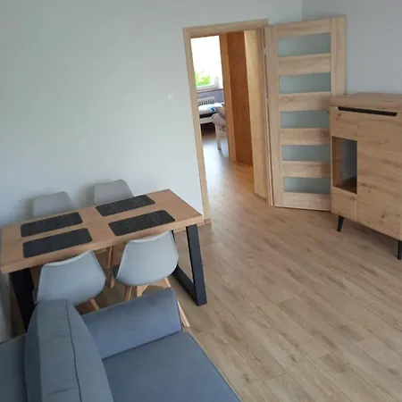 Sloneczne 2 Pokojowe Mieszkanie Z Balkonem *