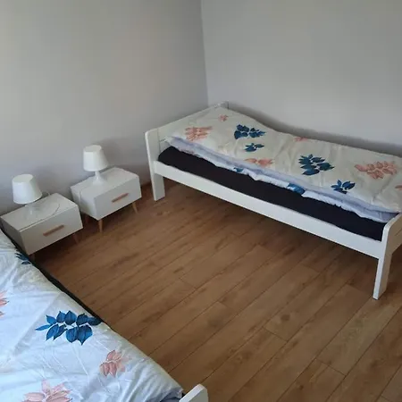 Sloneczne 2 Pokojowe Mieszkanie Z Balkonem Apartment